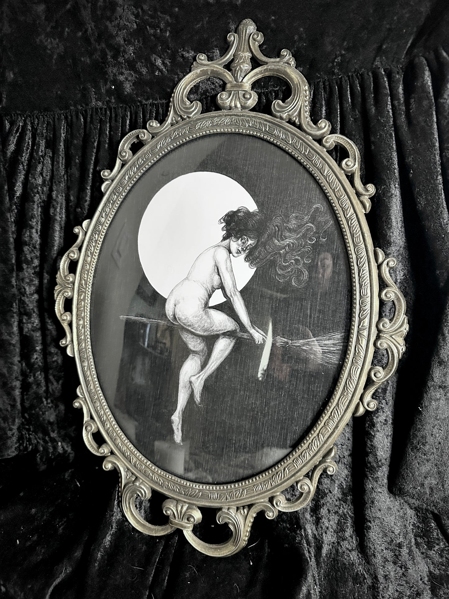 Departure for the Sabbath Print in Antique Bubble Glass Frame