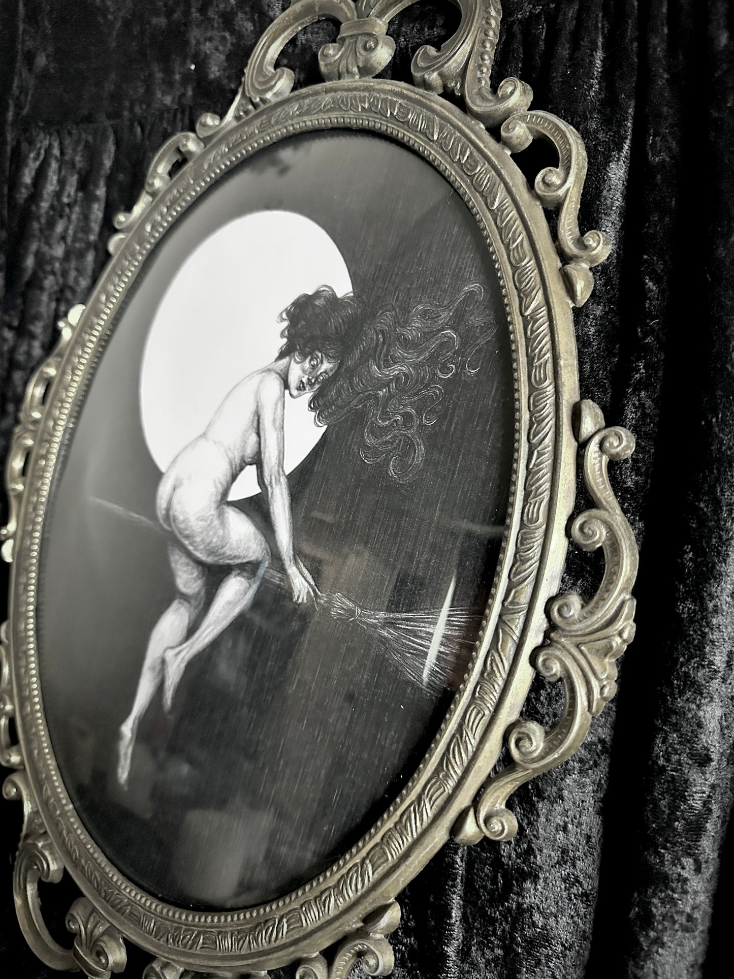 Departure for the Sabbath Print in Antique Bubble Glass Frame